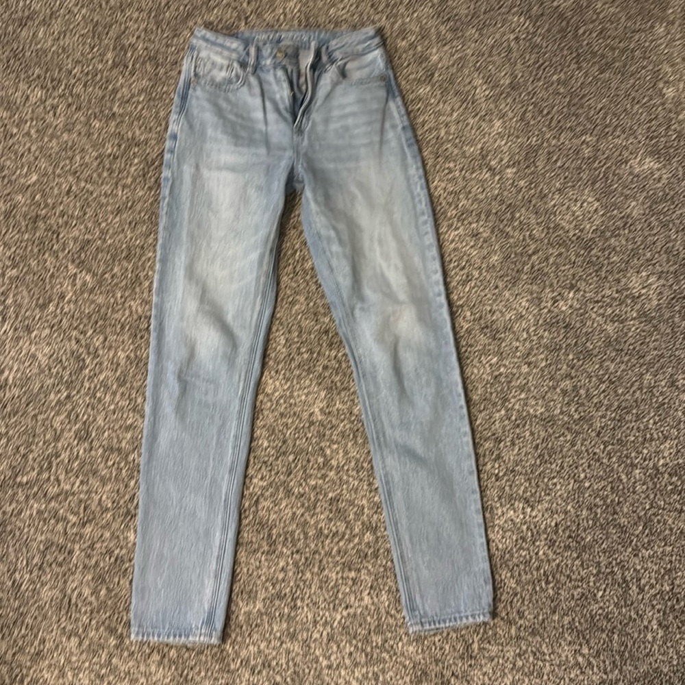 AE Strigid Mom Jean
